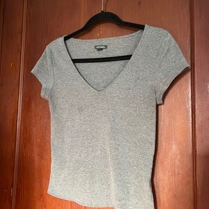 Wild Fable Heather Gray V-Neck Tee